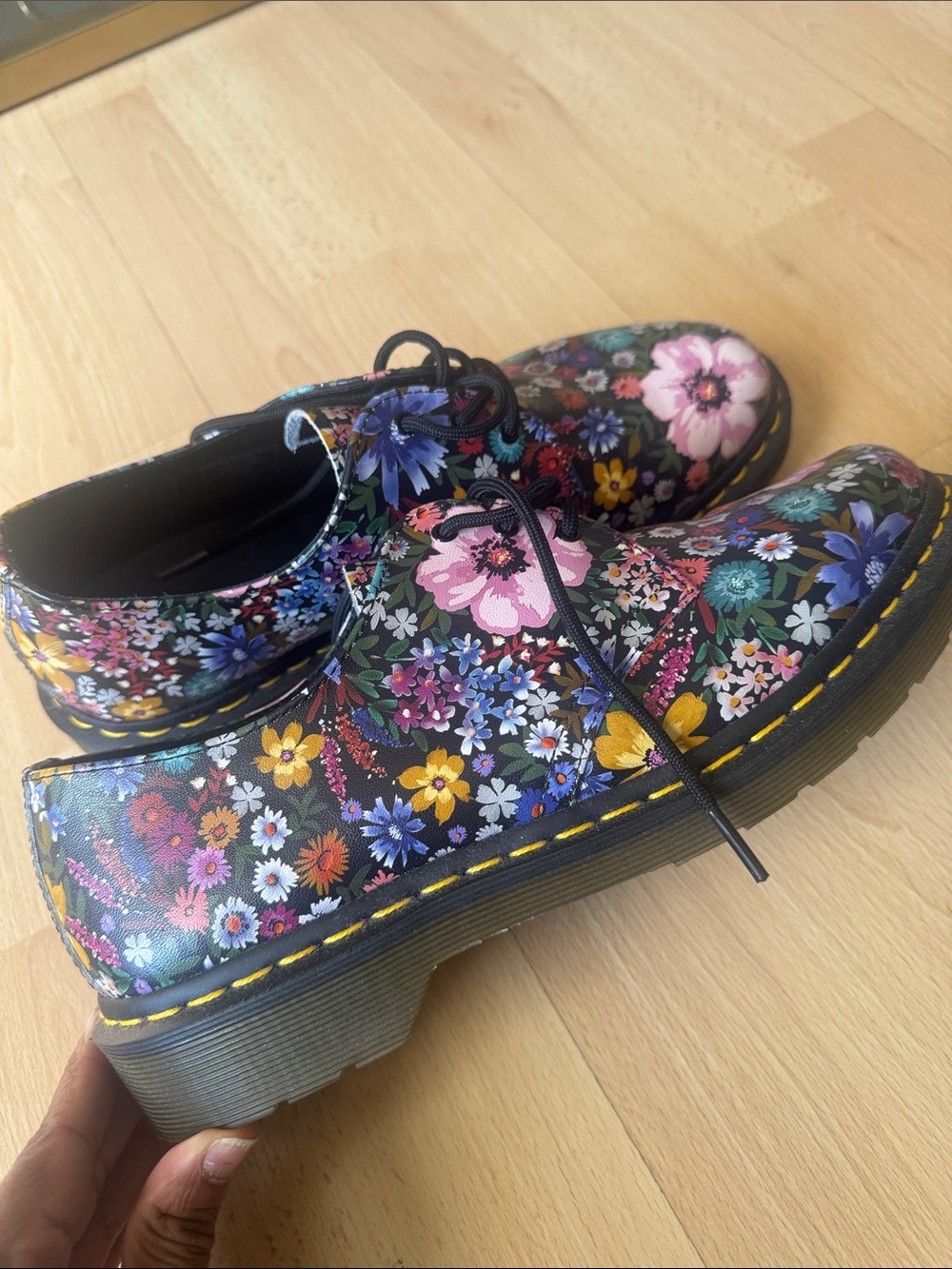 Dr. Martens 1461 WOMEN'S FLORAL OXFORD SHOES - Picture 3 of 6